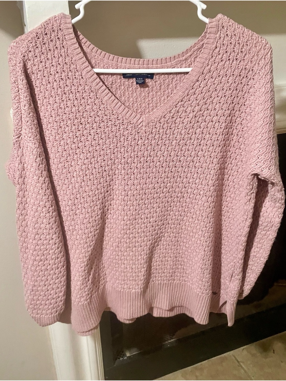American Eagle Outfitters Blush Pink V-Neck Textured Sweater
